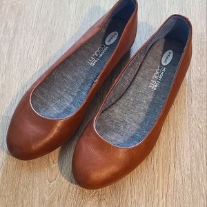 Brown Dr Scholl's Memory Foam Cool Fit Flats